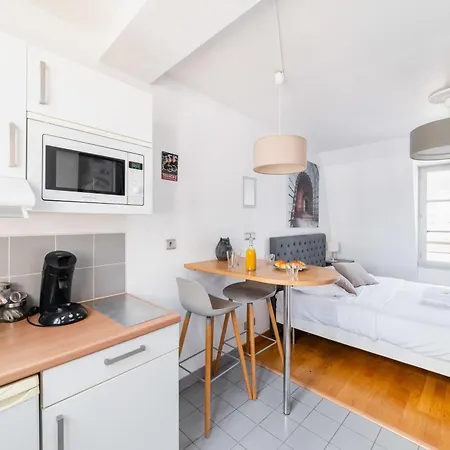 Apartment 503 - Dans Un Immeuble 5 Paris